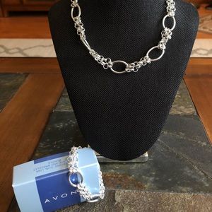 Avon Silvertone Oval Link Necklace & Bracelet